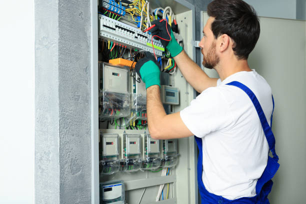 Best Emergency Electrical Repair  in Bemidji, MN